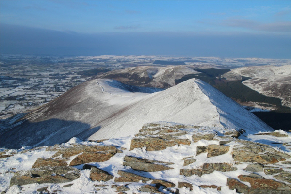 The view down the ridge to the Dodd from Whiteside  (www.andrewswalks.co.uk)